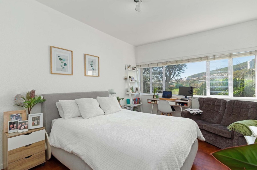 3 Bedroom Property for Sale in Oranjezicht Western Cape